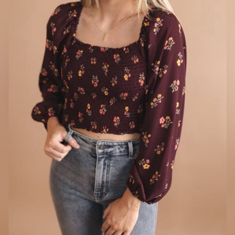 Love Tree Small Maroon‎ Boho/Vintage Floral Smocked Crop Top NWOT